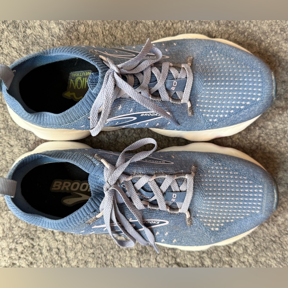 Brooks Stealthfit 20 sneakers size 7